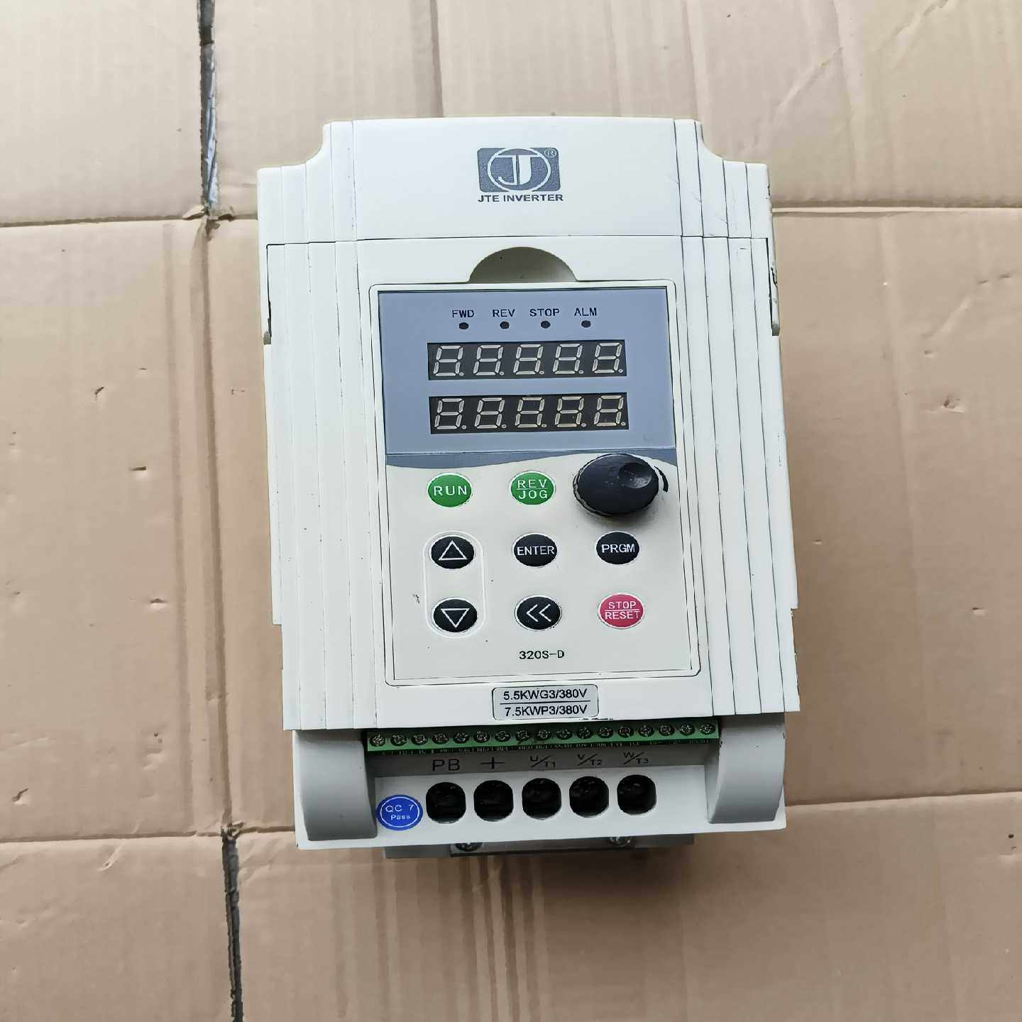 金田变频器，JTE320S   V0055G3（地坛设备）