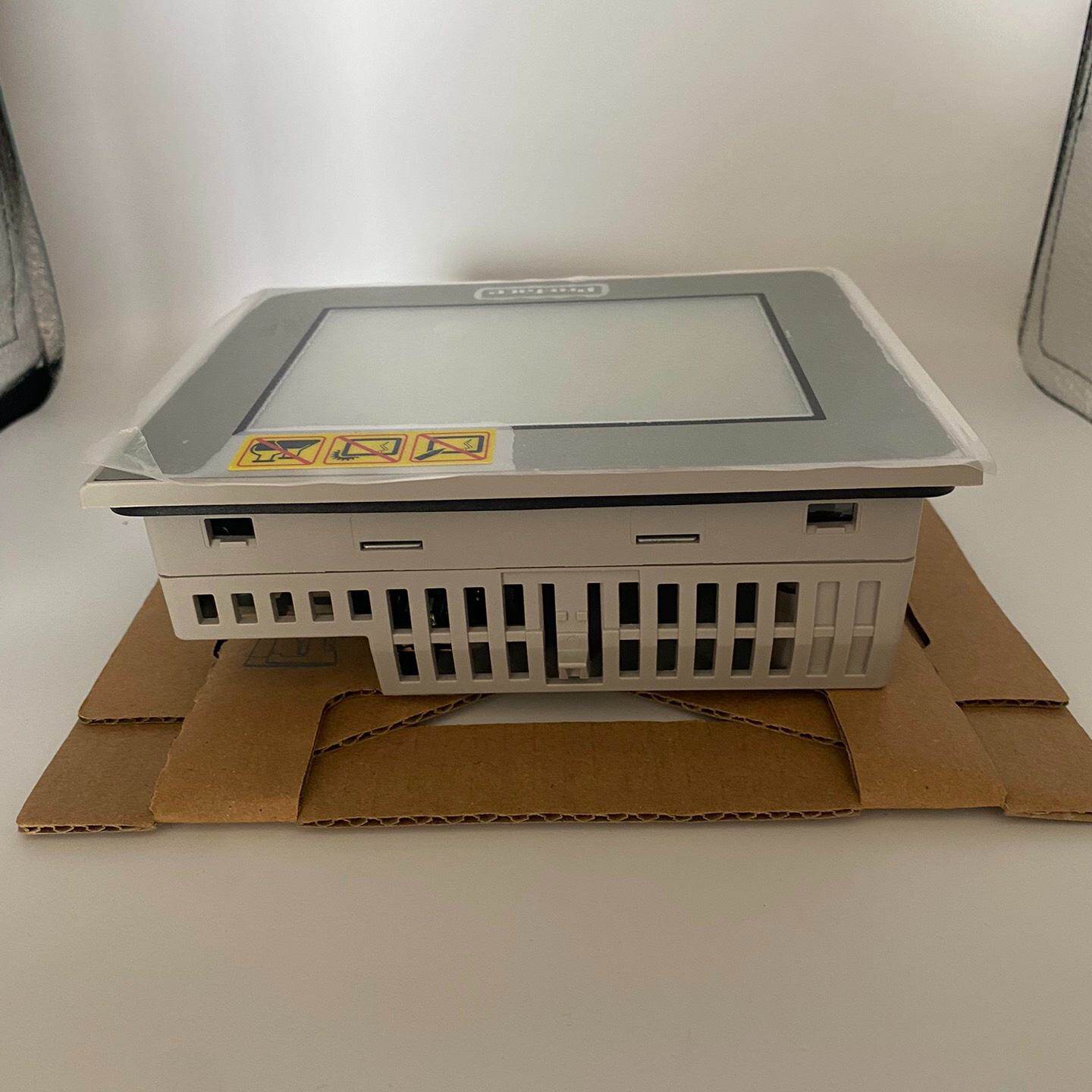 普洛菲斯人机界面PFXGP4303TAD 全新现货 顺丰包邮--议价商品