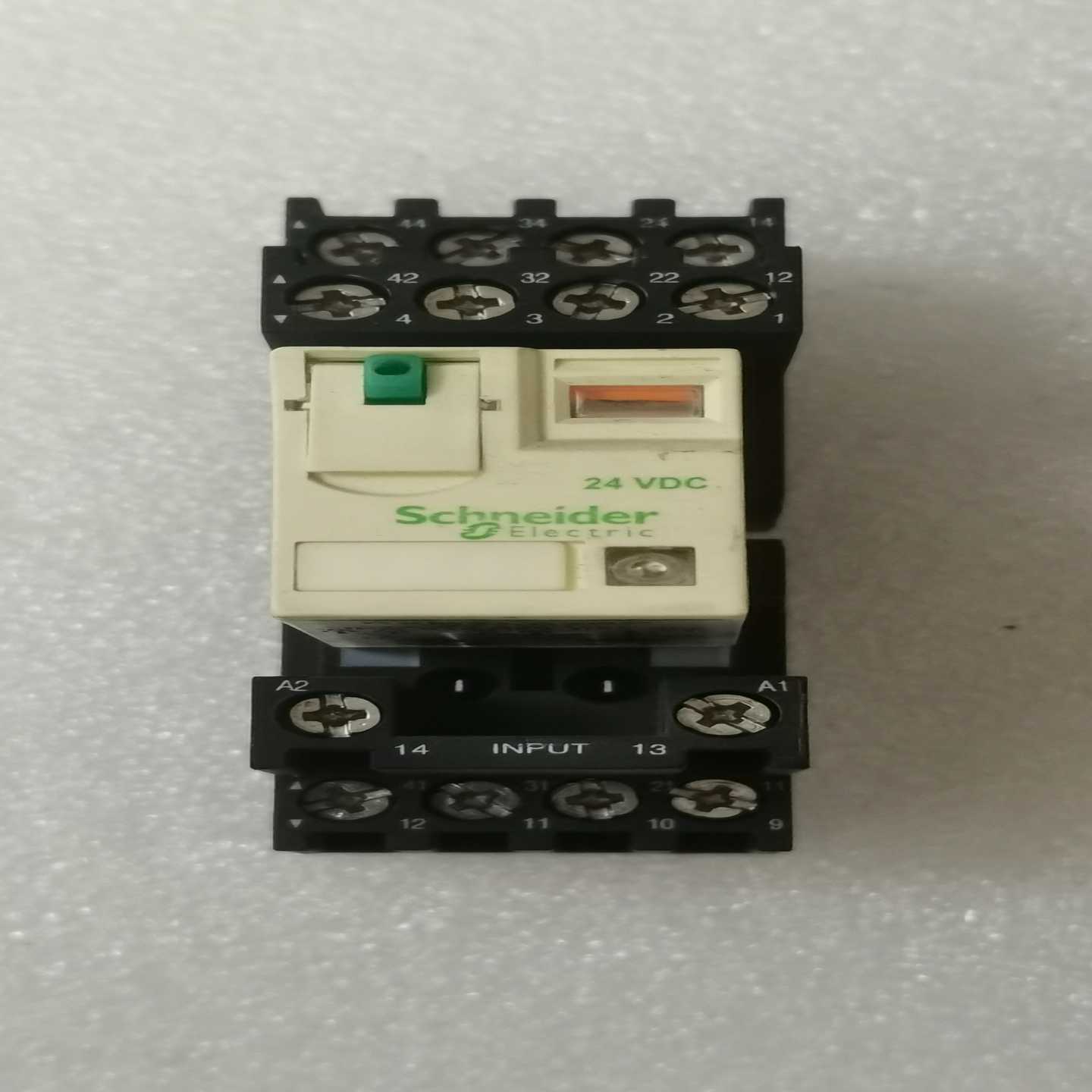 （请询价）（1-46）原装中间继电器RXM2AB2BD 中间继电