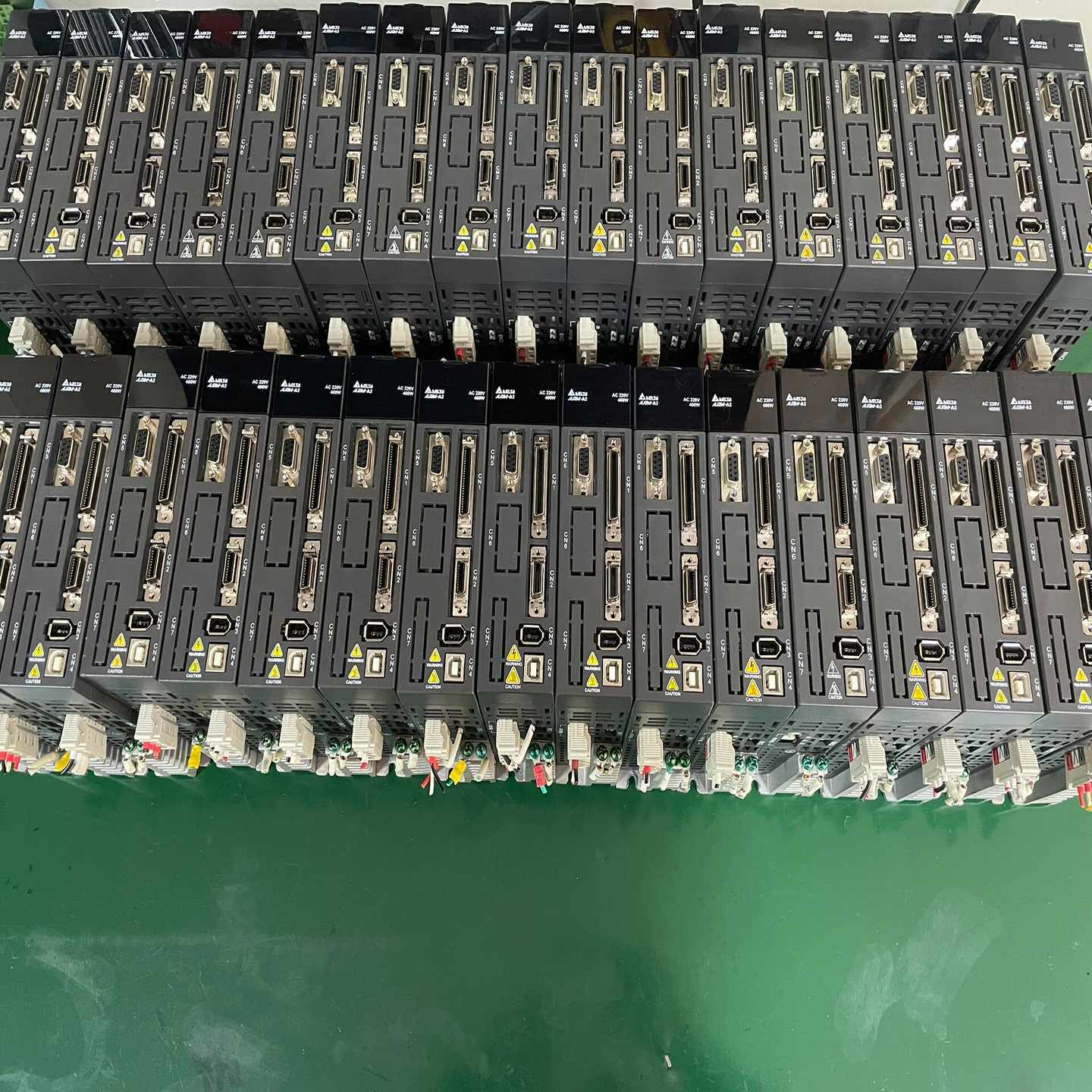 寻..台达A2伺服驱动器400WASD-A2-0421-L