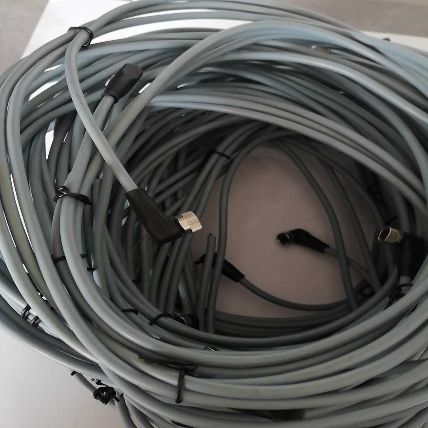 巴鲁夫连接线弯头M8 3芯BCC02P5~询价