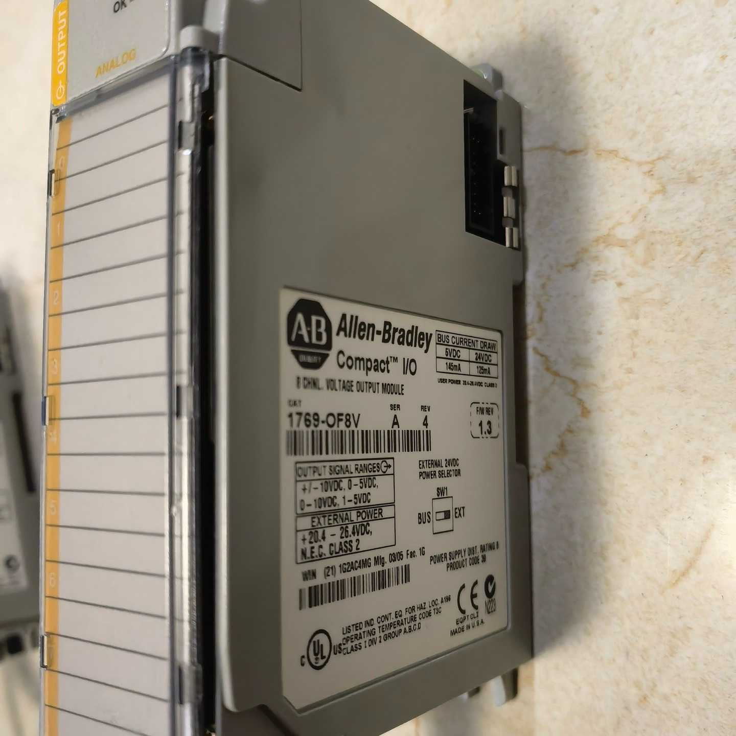 1769-OF8V功能正常，图片实物，议价【询价】