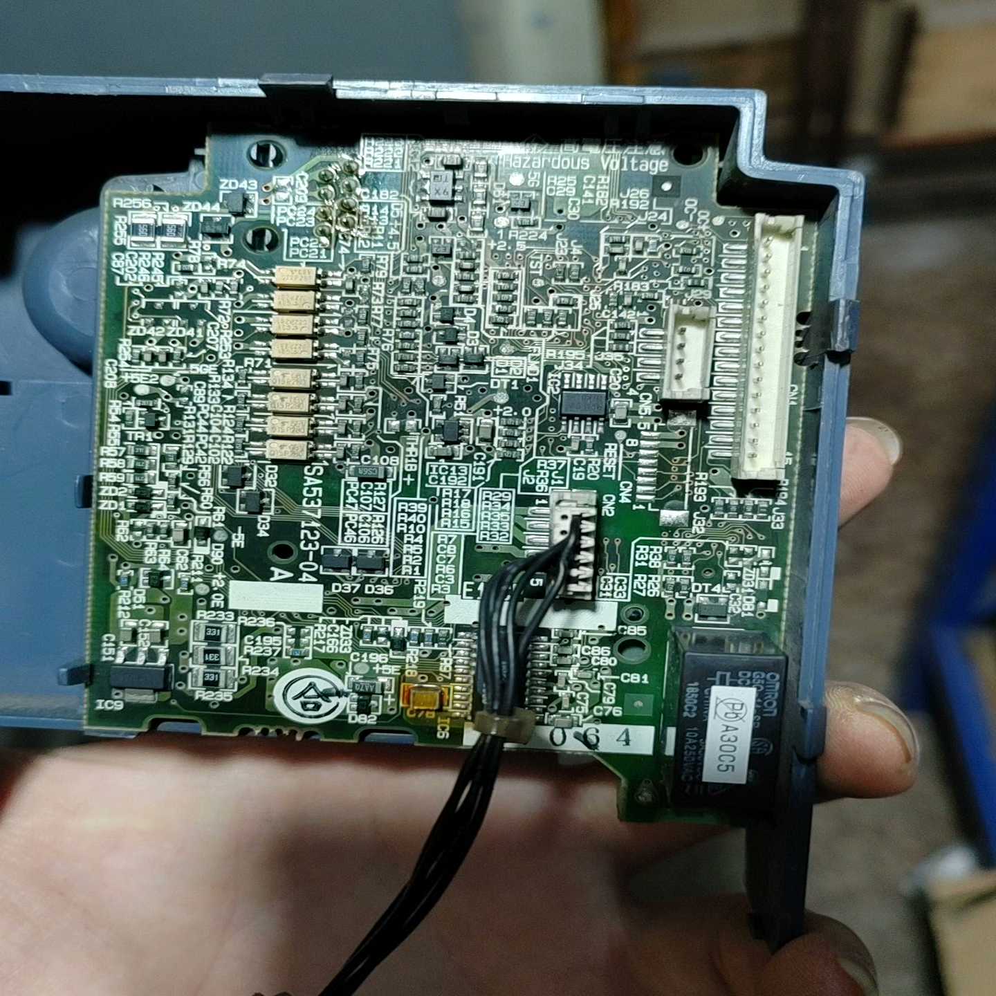 SA537123-04富士变频器E1S主板~询价