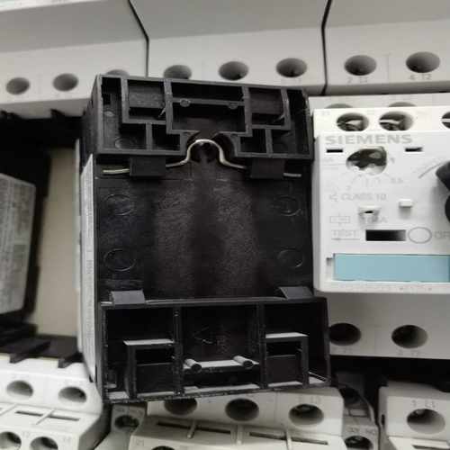 马达保护断路器3RV1021-0kA10（2个询价