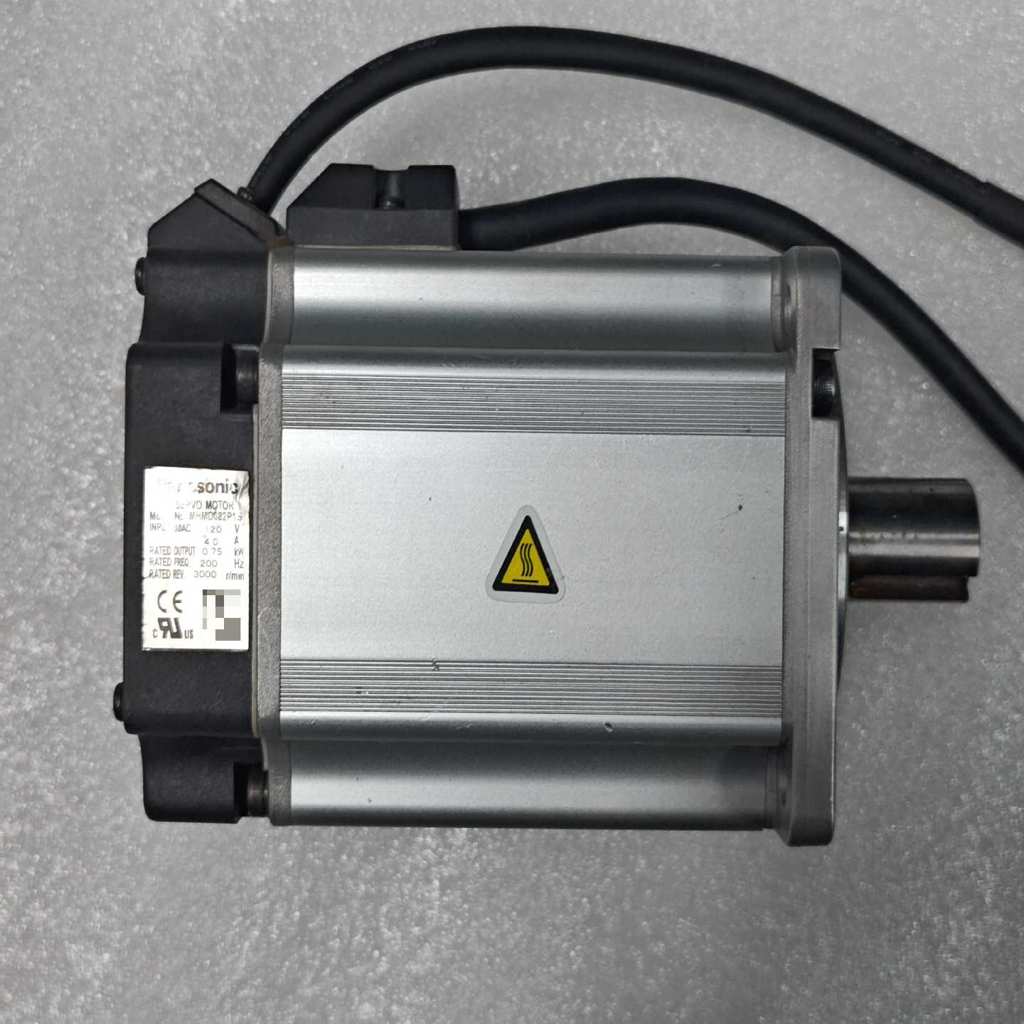 松下A4伺服电机750w MHMD082P1S 成色如图，功--议价商品