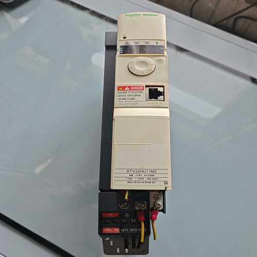 件  ATV32HU11M2   ~询价