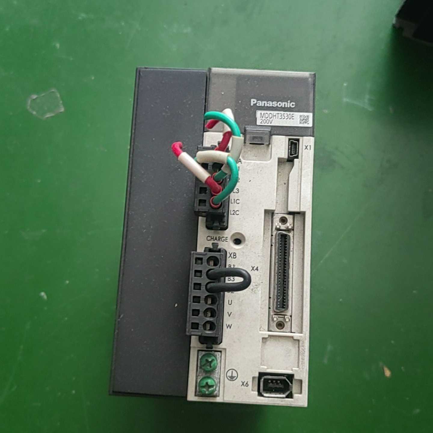 松下伺服驱动器MDDHT3530E，1.0kW功率，200---议价商品