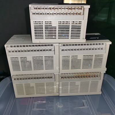 PLC型号FX3GA40MRCM有五台功能正常拍前询价下单