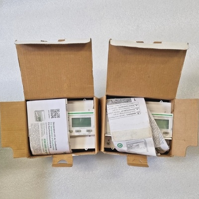 Schneider Ekectric iEM3310  A9MEM3310  125A WattHour Meter S