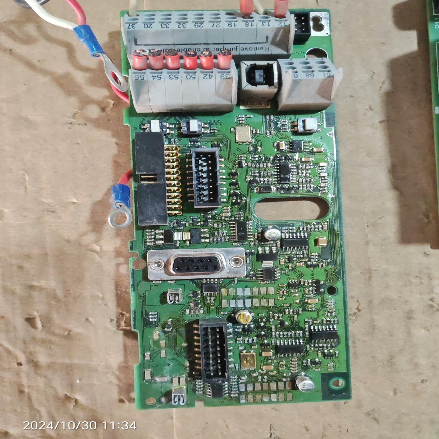 FC-312主板90KW实物图130B7002 AT/08功