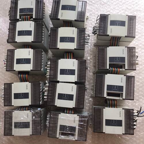 询》信捷扩展模块XDE8YT有8个XDE8X有6个成色