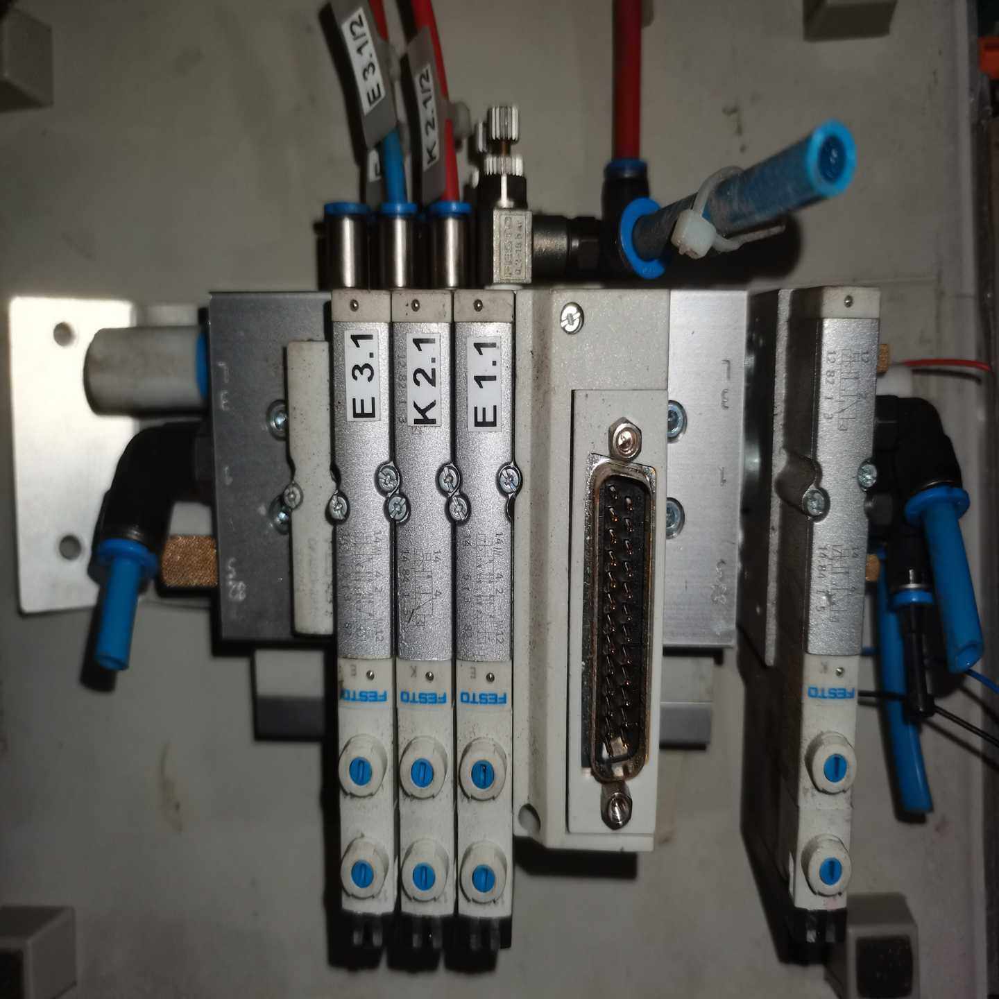 费斯托电磁阀岛阀CPASC1-V1B402P1900询价