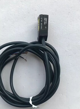 询-光电开关E3ZLR61成色如图线长1.9米