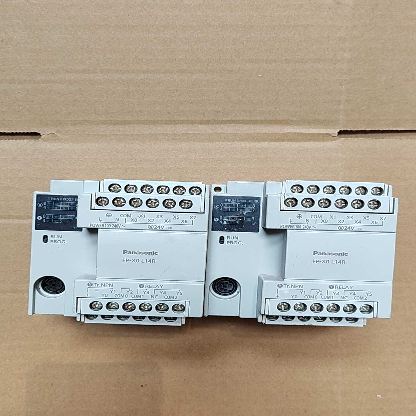 松下PLCFP-X0L14R，成色有明显使用痕迹，功能正