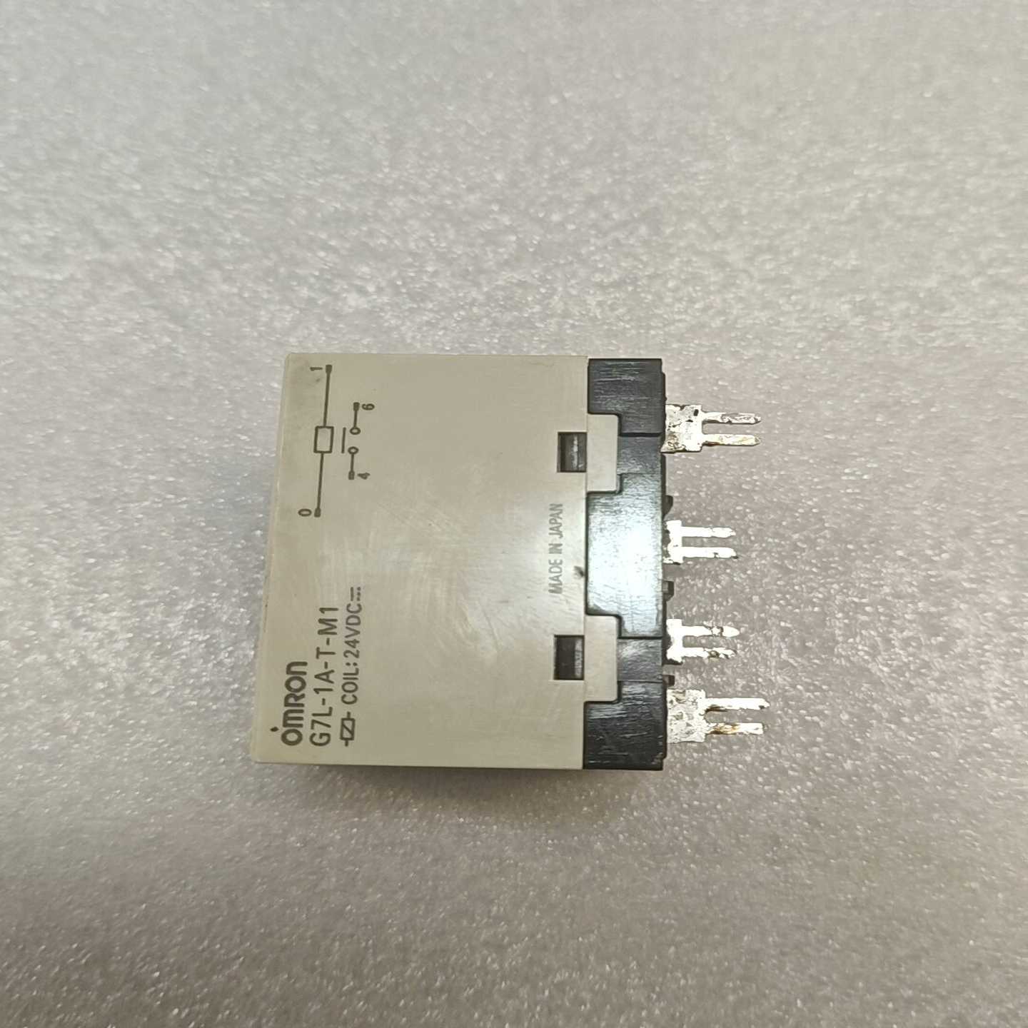 G7L-1A-T-M1四脚一个，，发，询价