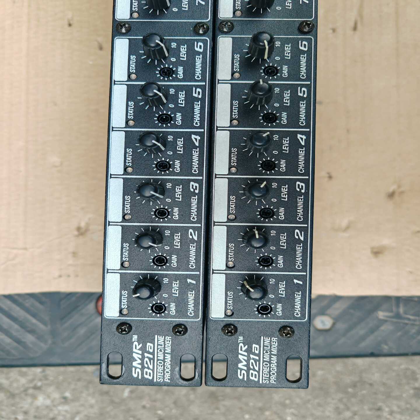 议价原装美产百威机架式调音台两台带48Q伏电源，500元一台维修/