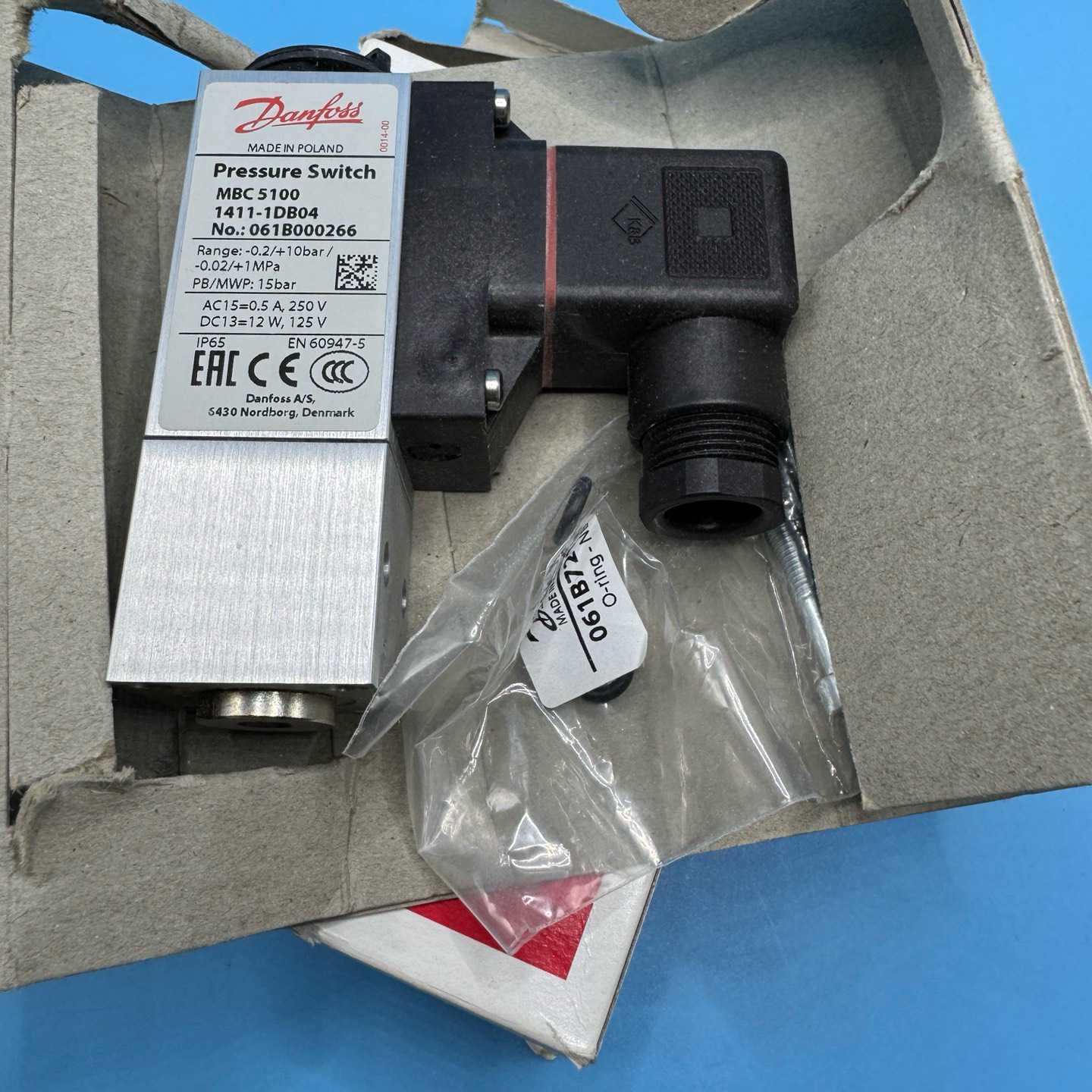 询价丹佛斯压力开关MBC51001411-1DB04061