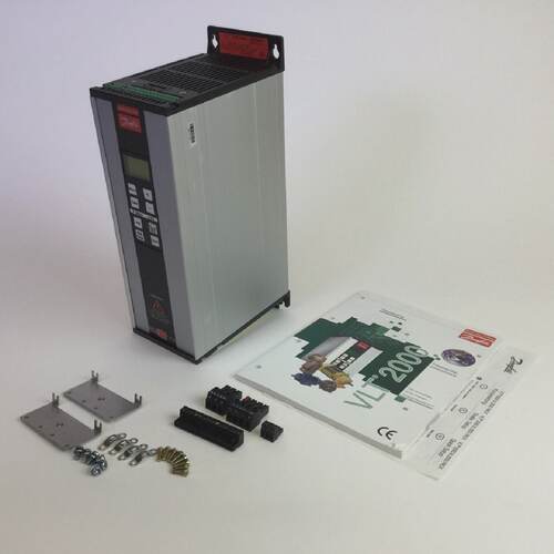 Danfoss 195H3605 VLT2020 Variable Speed Drive 220240V 1.66KV