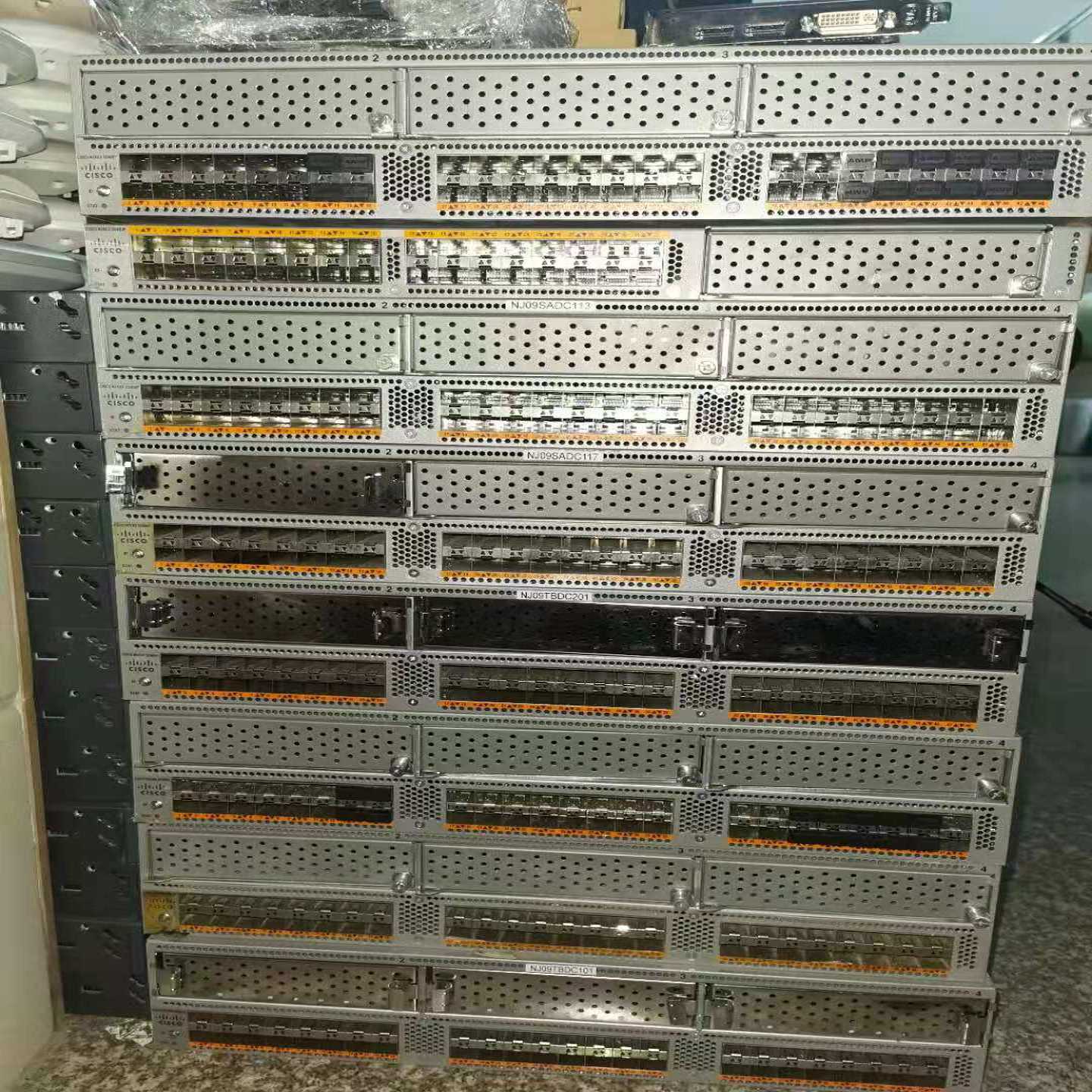 N5K-5596UP-FA，最后一台（零零电子）