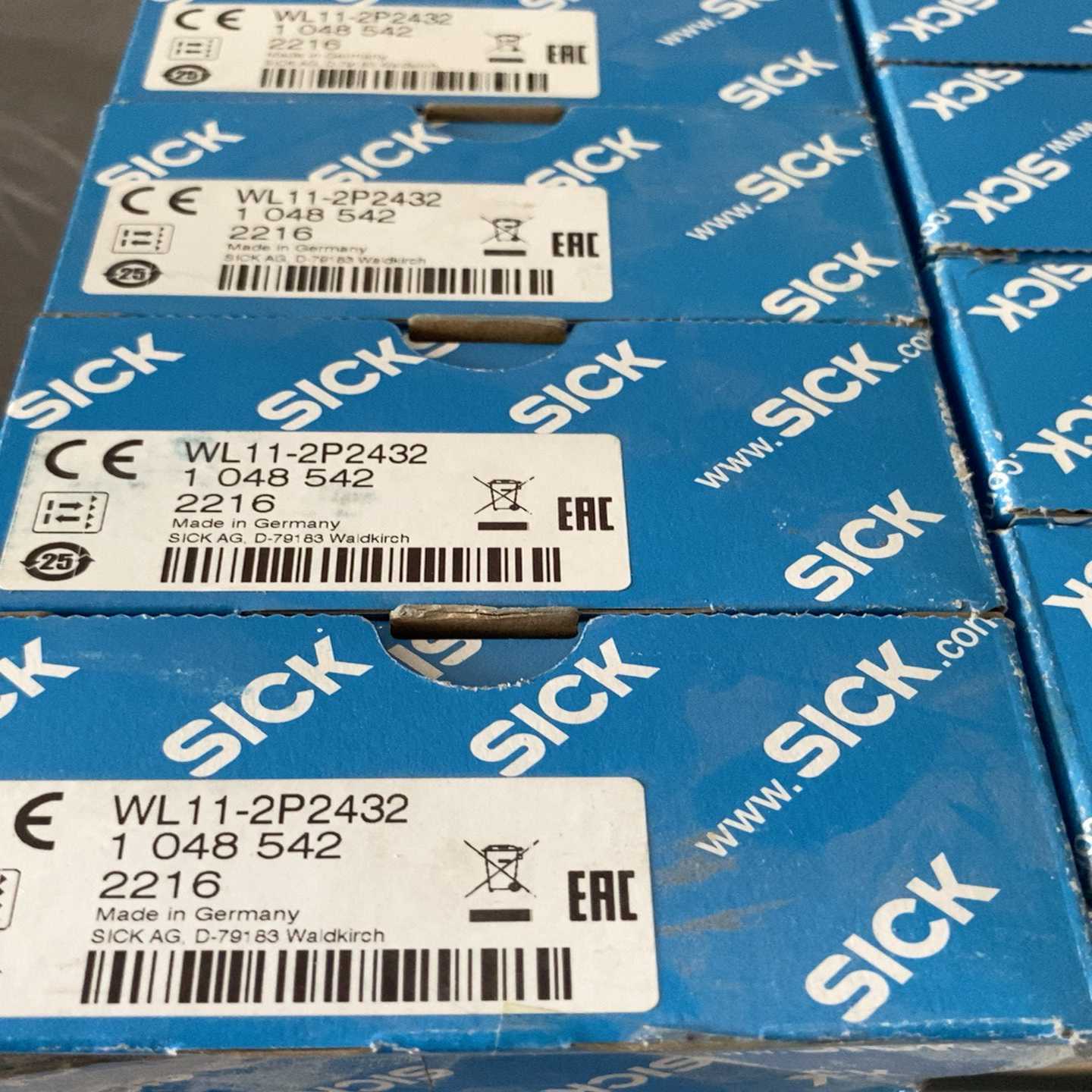 德国西克WL11-2P2432光电传感器1048542询价