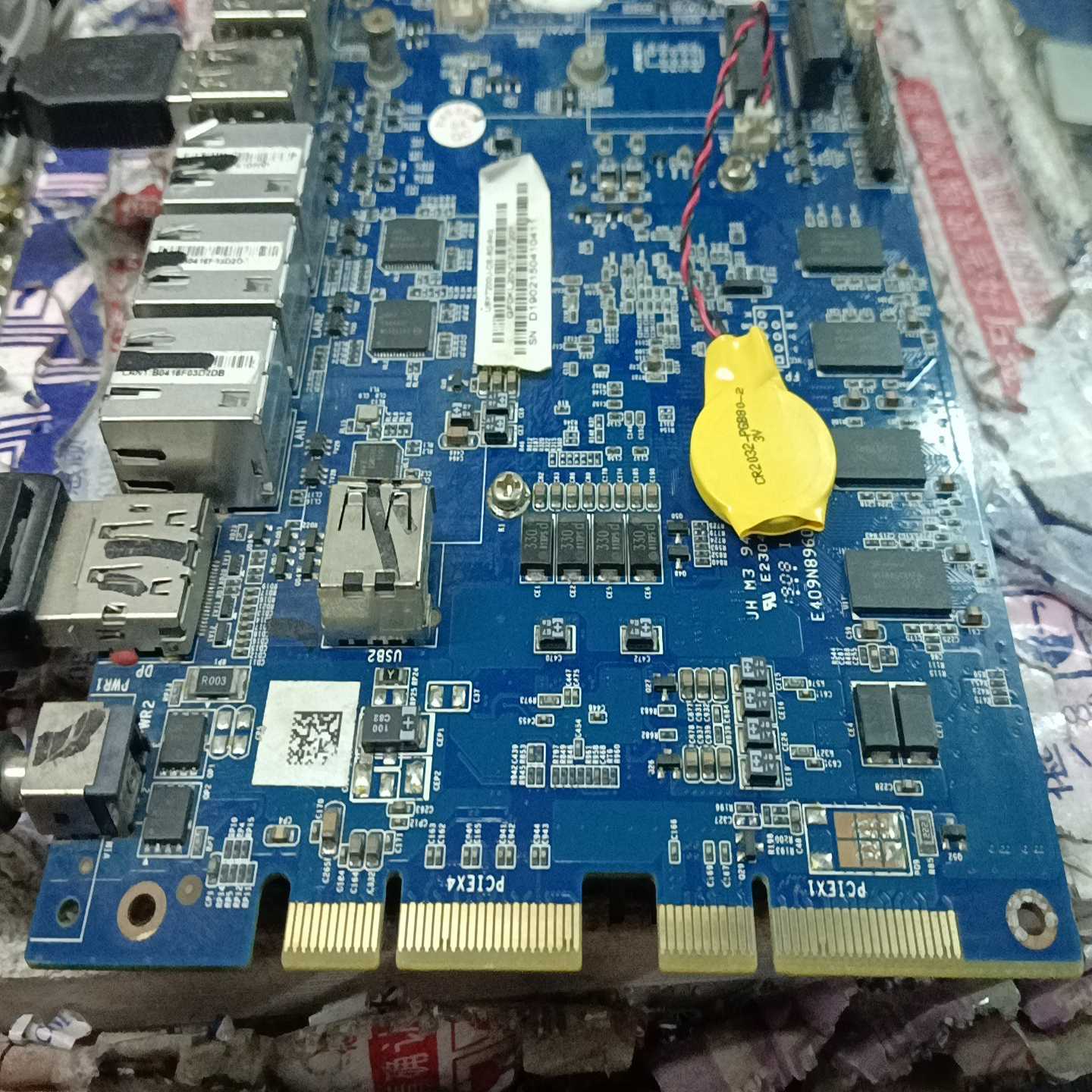 议价17*12尺寸软路由主板高端货,CPU是i5-7200/8g