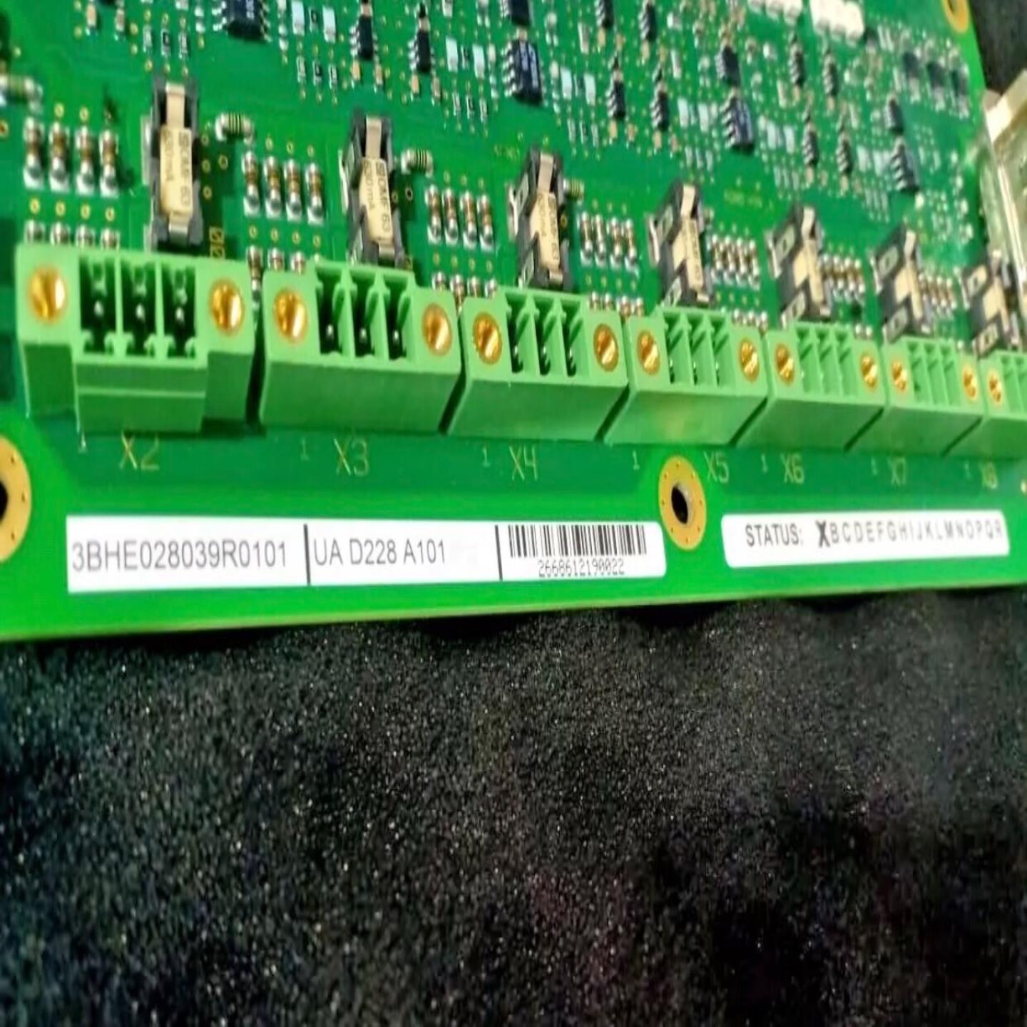 1PC-ABB 3BHE028039R0101 UA D22(跳跳机械）