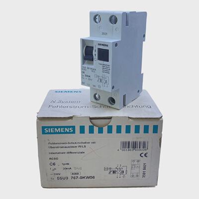 Siemens 5SU37670KW06 Corriente Residual 230V 30mA 5SU37670KW