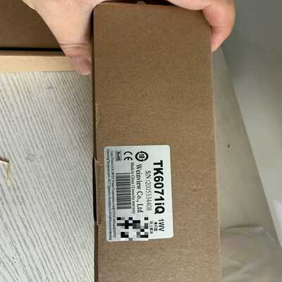 威纶通触摸屏TK6071iQ，未开封，。内外码一询价