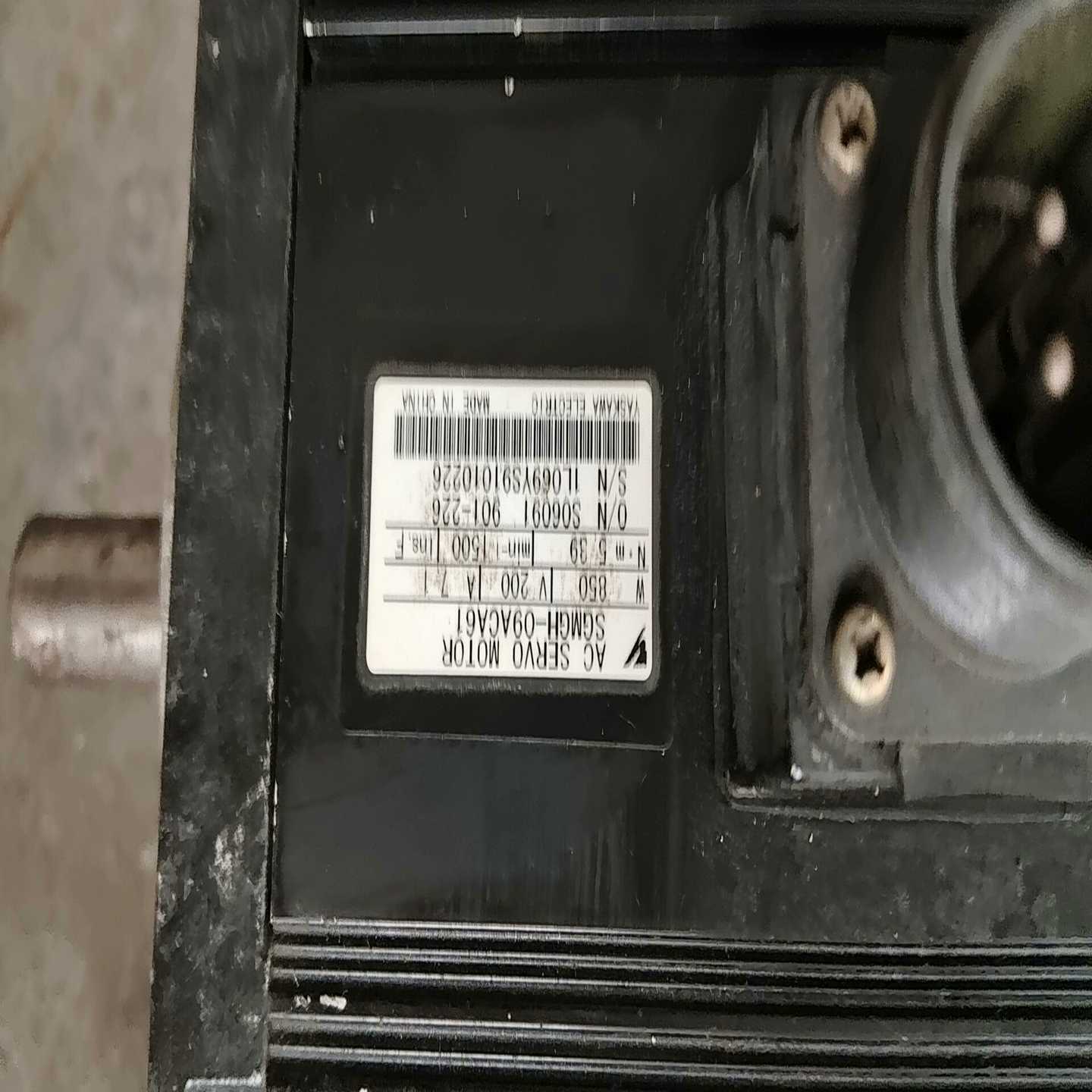 议价拆V机安川服M-061，驱动器M-