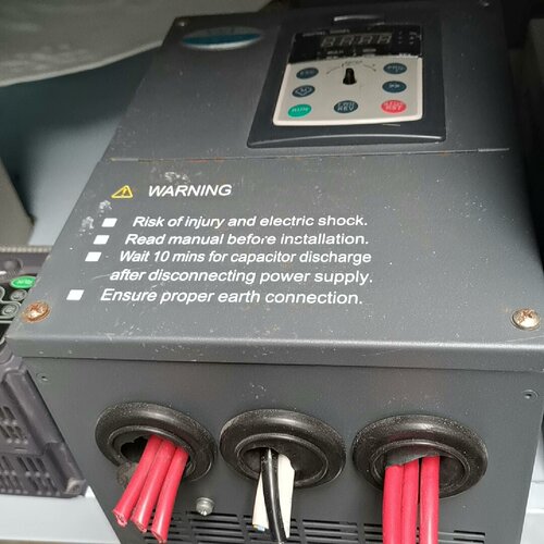 蓝海华腾15kw变频器E5-20H-4T15G-14-34议价