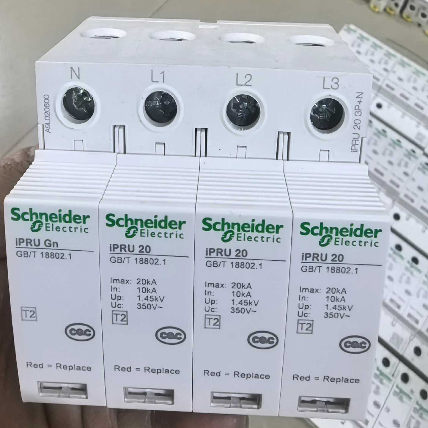 浪勇保护器iPRU 3P+N 20KA 基本  2~询价