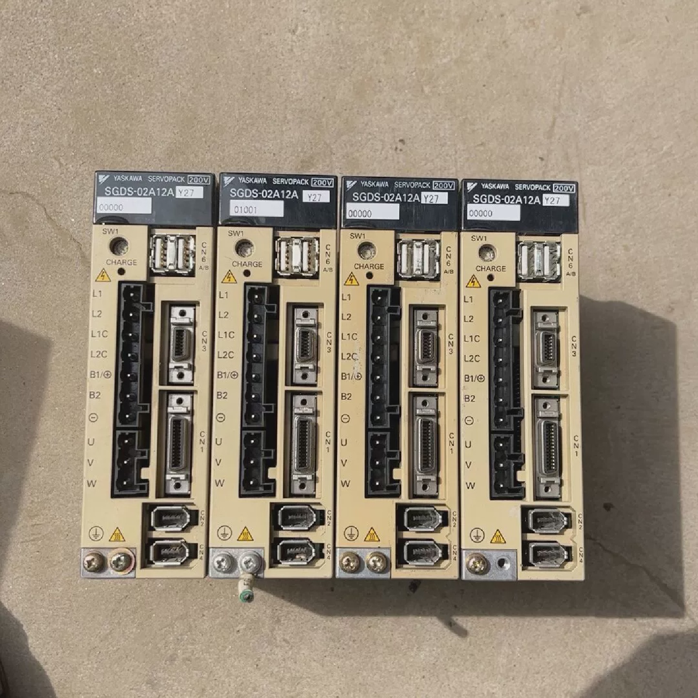 200W伺服驱动器SGDS-02A12AY27