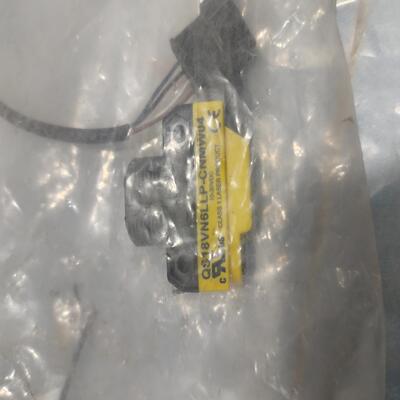 全新邦纳QS18VN6LLP-CNMW04激光传感器，包装完--议价商品