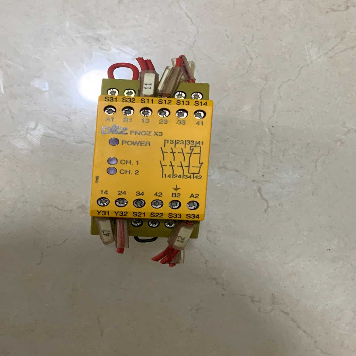 PNOZX3标价实物图拍摄功能包好二手拆机货--议价商品