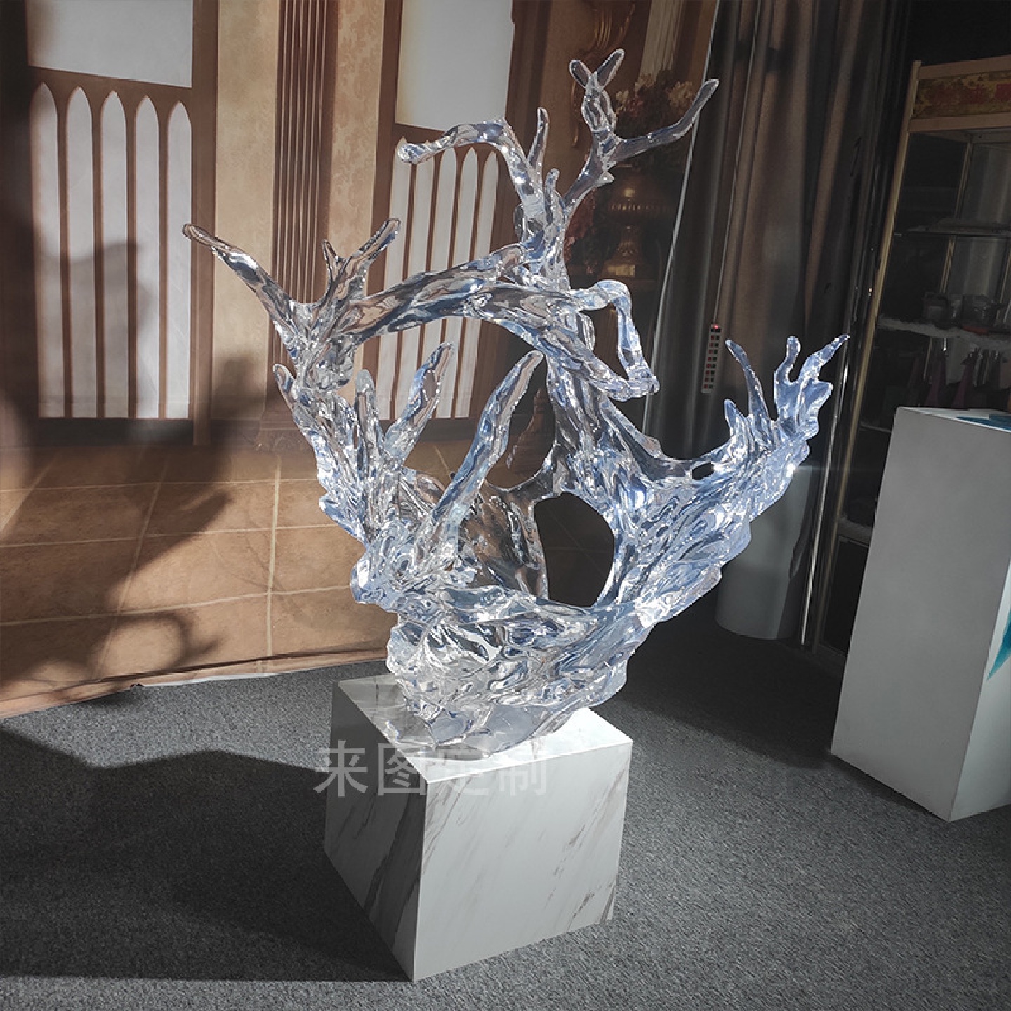 铂晶树脂透明雕塑铂晶创意抽象摆件室内别墅酒店会展户外浪花装饰