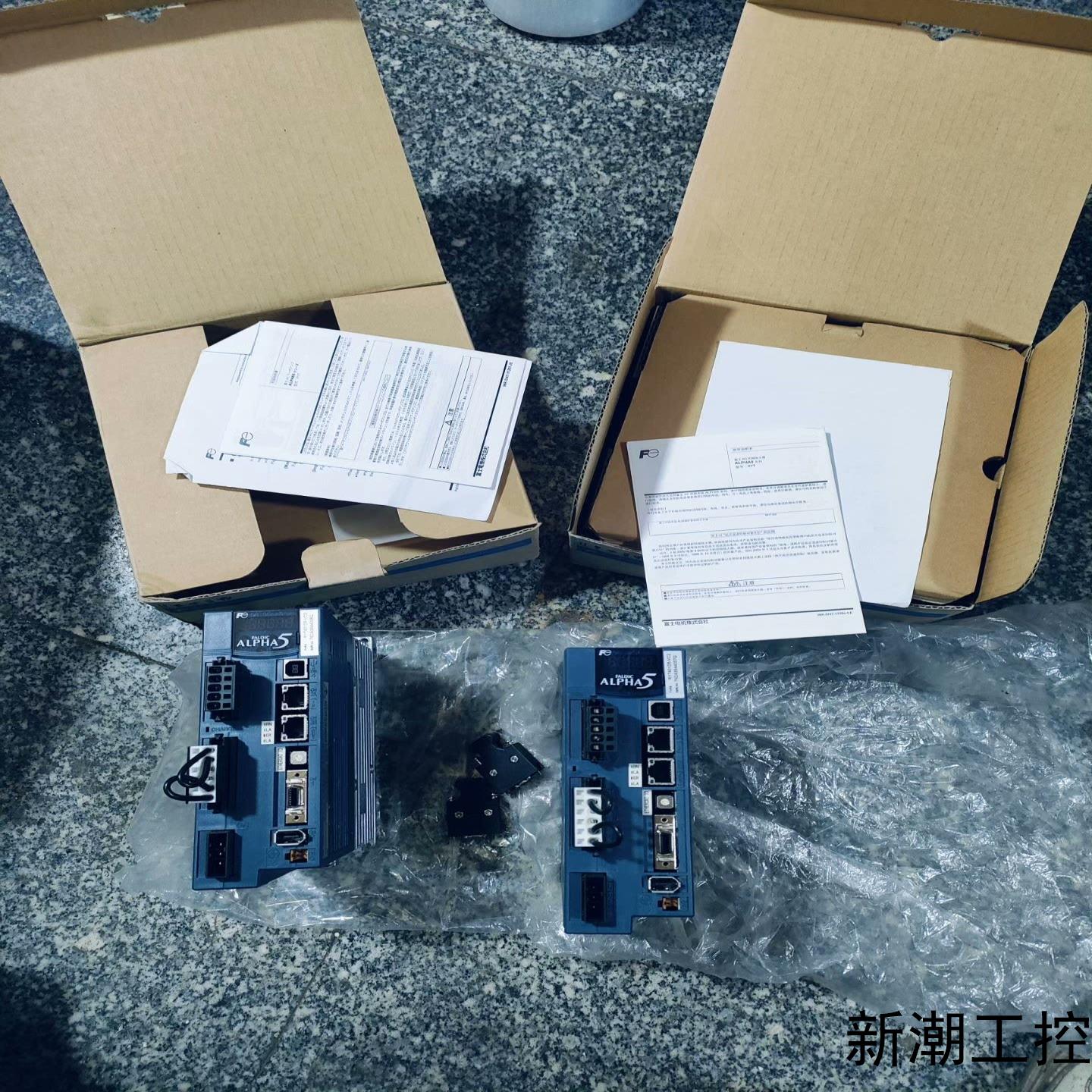 富士400W伺服驱动器RYT401D5-VC2库存备用件议价商品