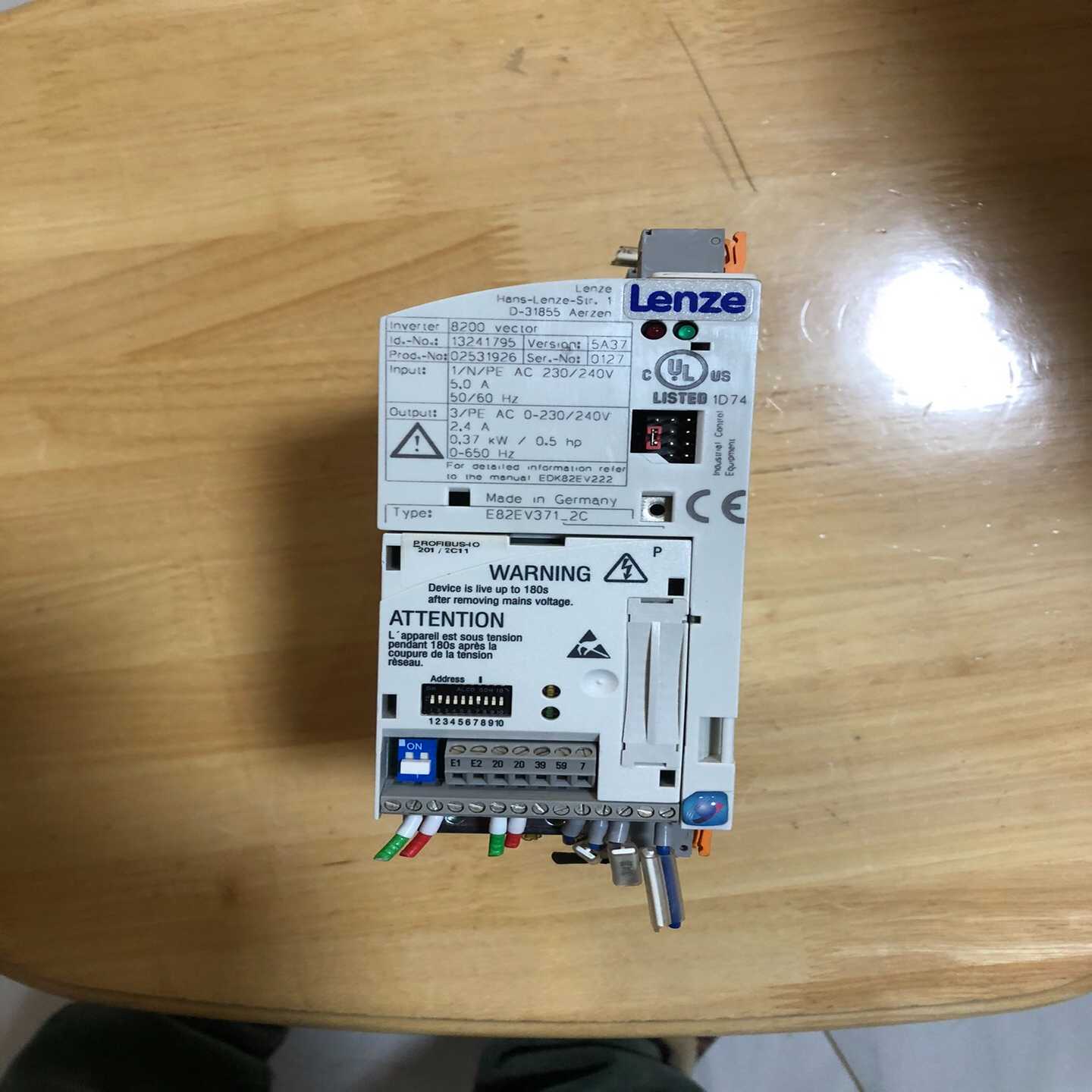 九成新伦茨变频器E82EV371-2C都是装机成色非常漂议价