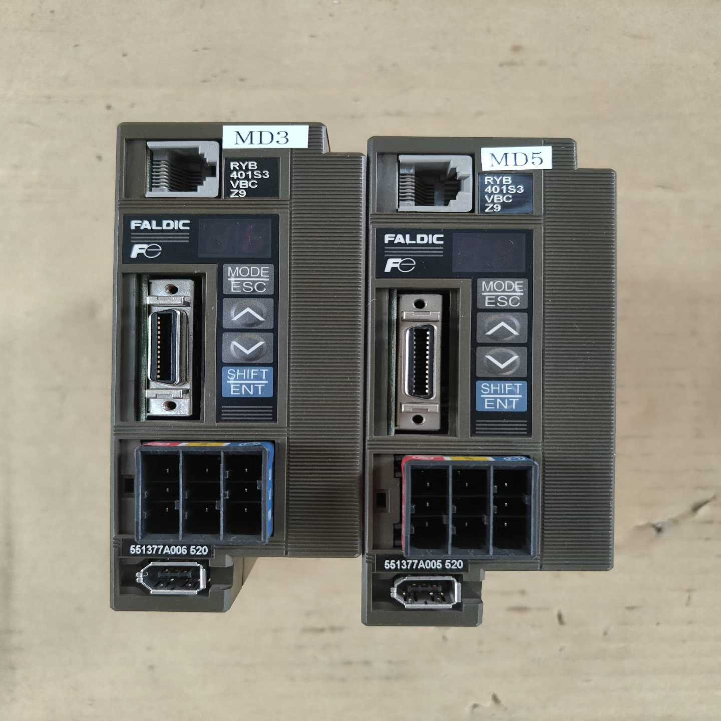 富士驱动器RYB401S3-VBC-Z9，MD3和MD5两个--议价商品