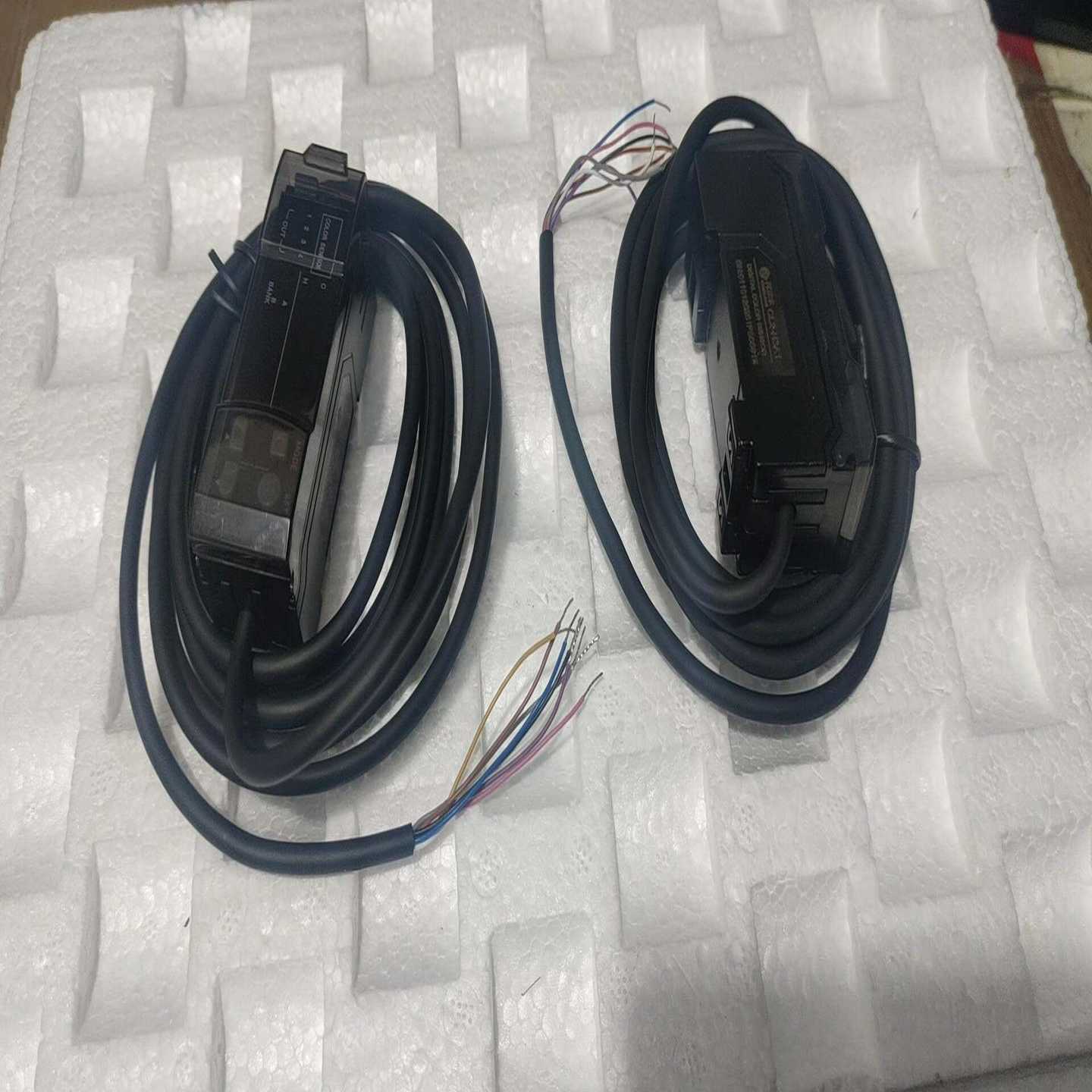 阿童木光纤传感器，型号CL2-N3A1，全新原装正品。实物拍--议价商