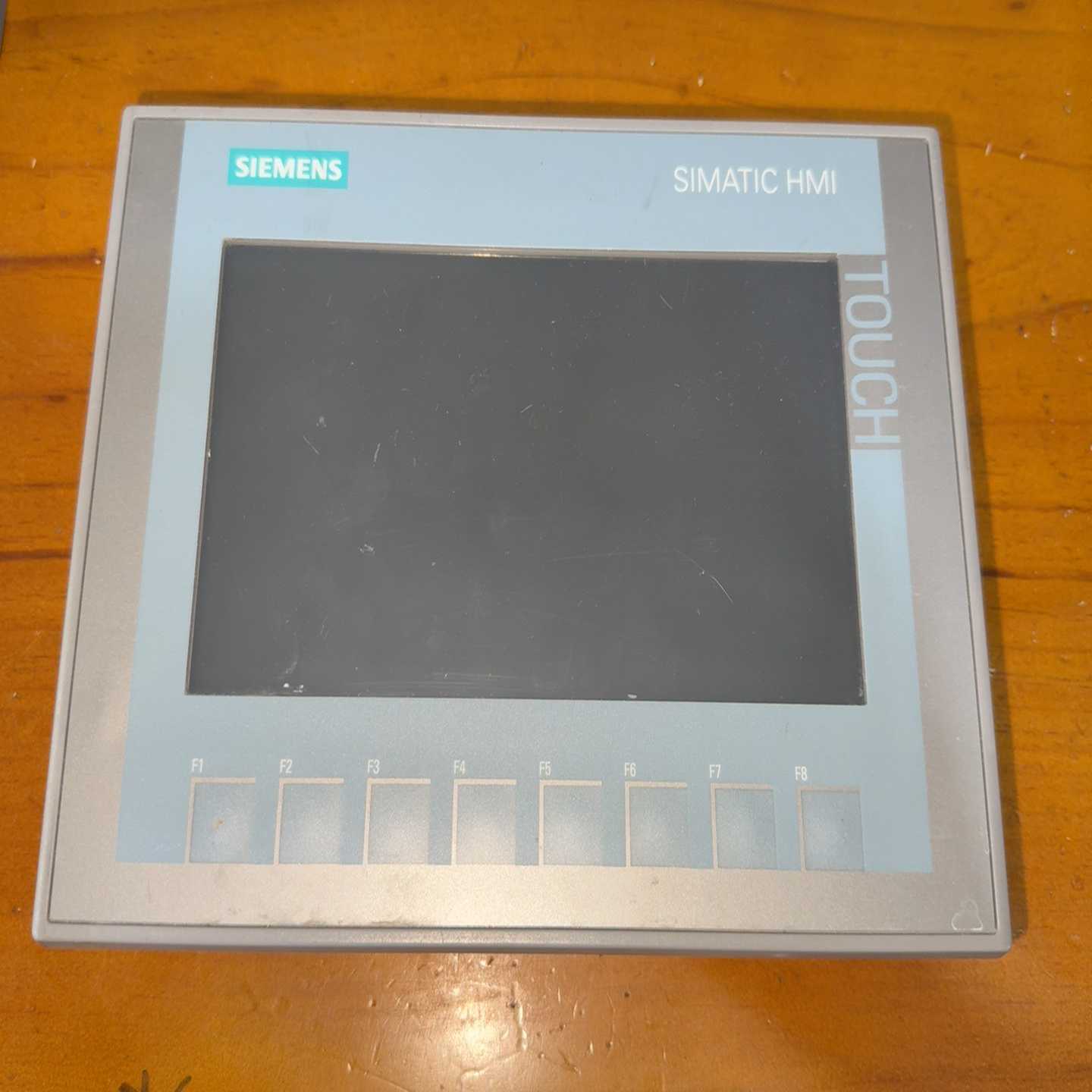 询价西门子触摸屏KTP700Basic，型号6AV2123-