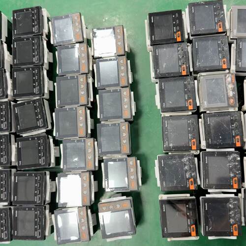 奥托尼克斯温控器TCN4S-22R、CX6S-1P4、TX4—议价