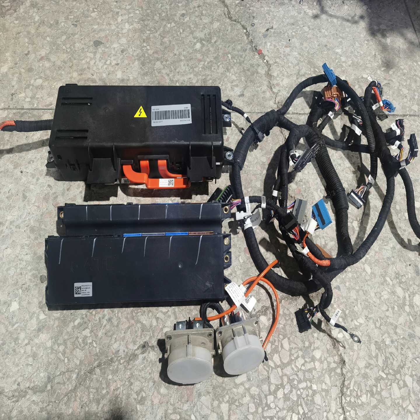 广汽埃安yplus宁德时代电池管理系统BMS，高压总成--议价商品