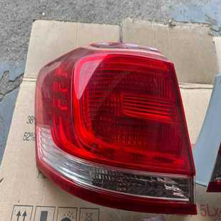 丰田凯美瑞09-11款原装后尾灯，左右一对，原厂拆车件，成色--议