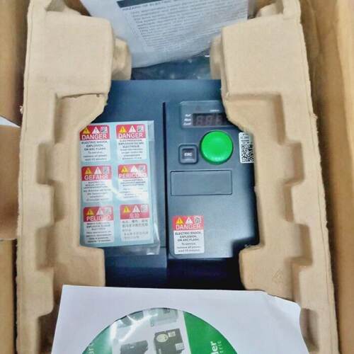 1PC  Schneider ATV320U40N4C variable speed drive  Altivar Ma