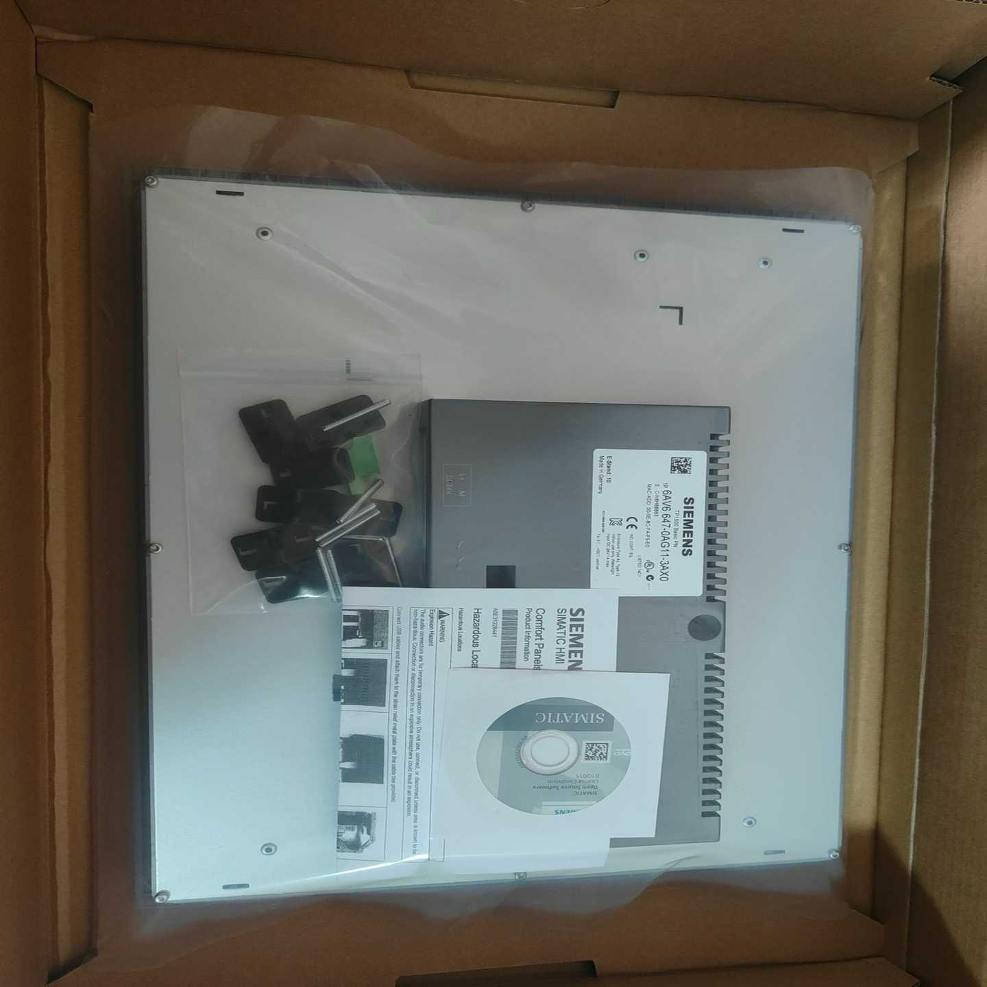 6AV6647-0AG11-3AX0TP1500西门子原装--议价商品