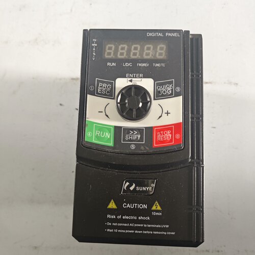 【询价】日业变频器CM530H-4T1R5GB/2R2PB