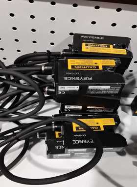 基恩士KEYENCELK-G10激光位移传感器，成色如图，--议价商品