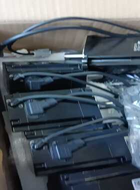 #电机安川十系SGMXJ-08AUA6SC2SGM7A-1--议价商品