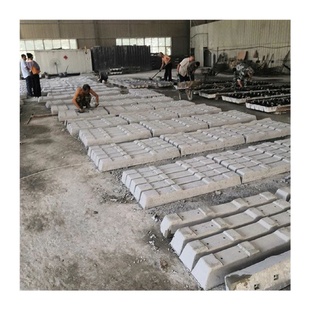 铁路水泥轨枕高强度600轨距水泥枕木钢筋混凝土新二型水泥轨枕