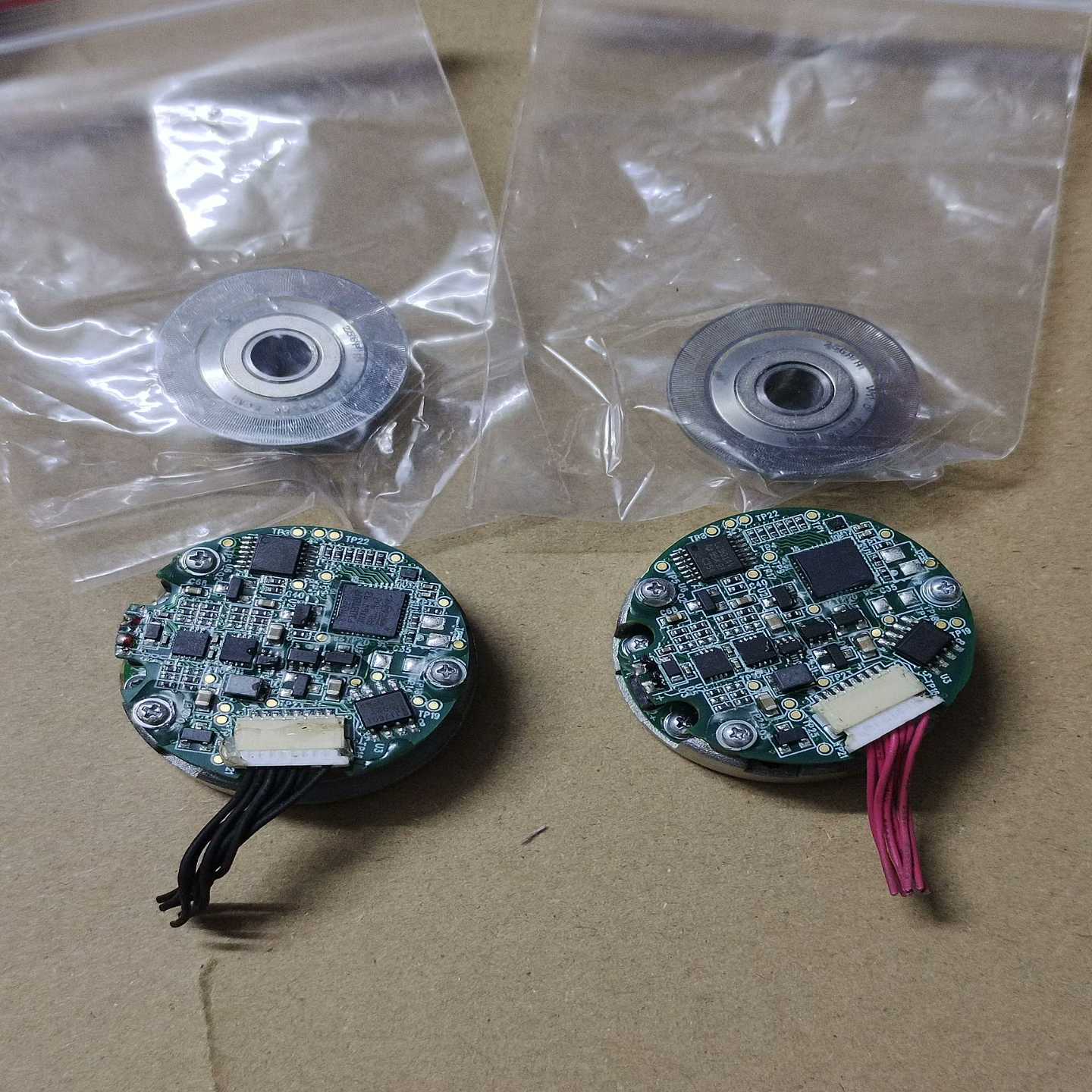 汇川编码器EA33B20H5M1,内孔尺寸6mm,功能正常,议价